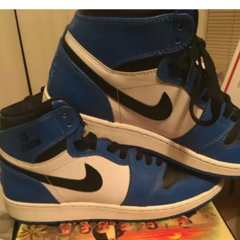 Jordan rare air size 6y or 7.5 women’s